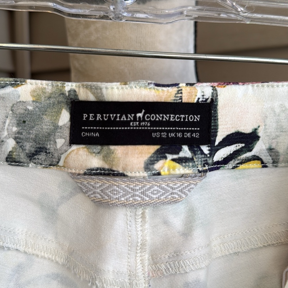 Peruvian Connection floral watercolor pant. - Picture 6 of 7